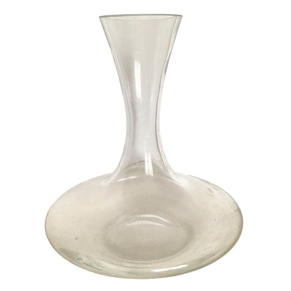 Wide Bottom Wine Decanter Clear Glass 10in Tall 7in Diameter Empty Barware